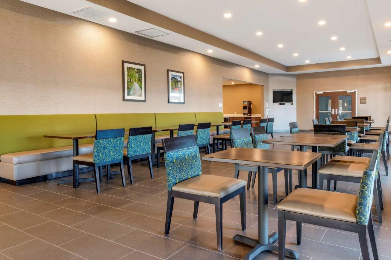 Comfort Suites Camp Hill-Harrisburg West Eksteriør bilde