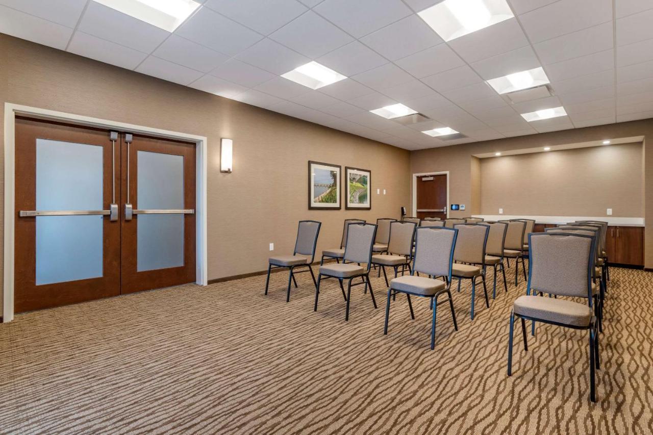 Comfort Suites Camp Hill-Harrisburg West Eksteriør bilde